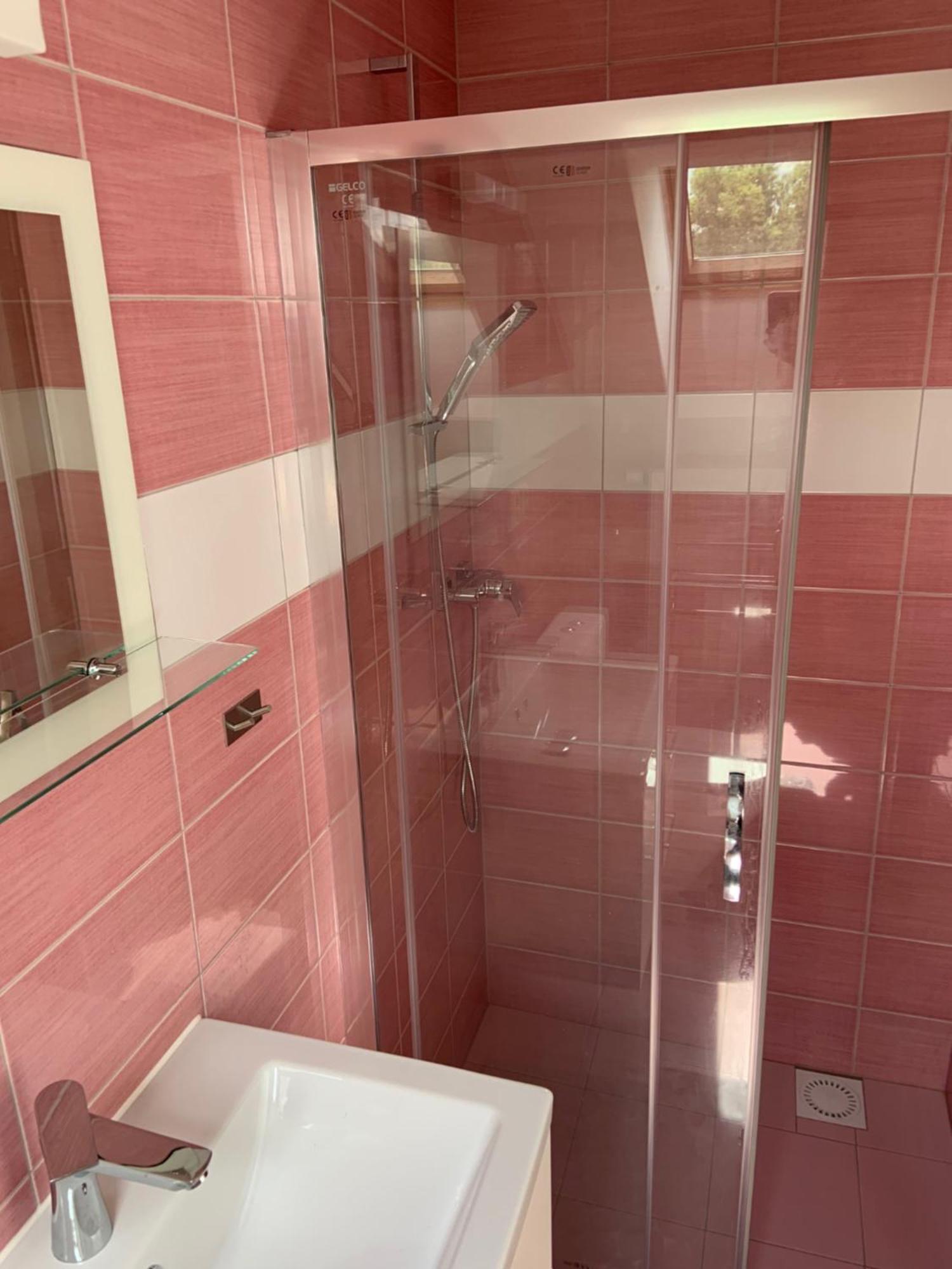 Lucie Nouzova - V Soukromi Homestay Lomnice nad Luznici